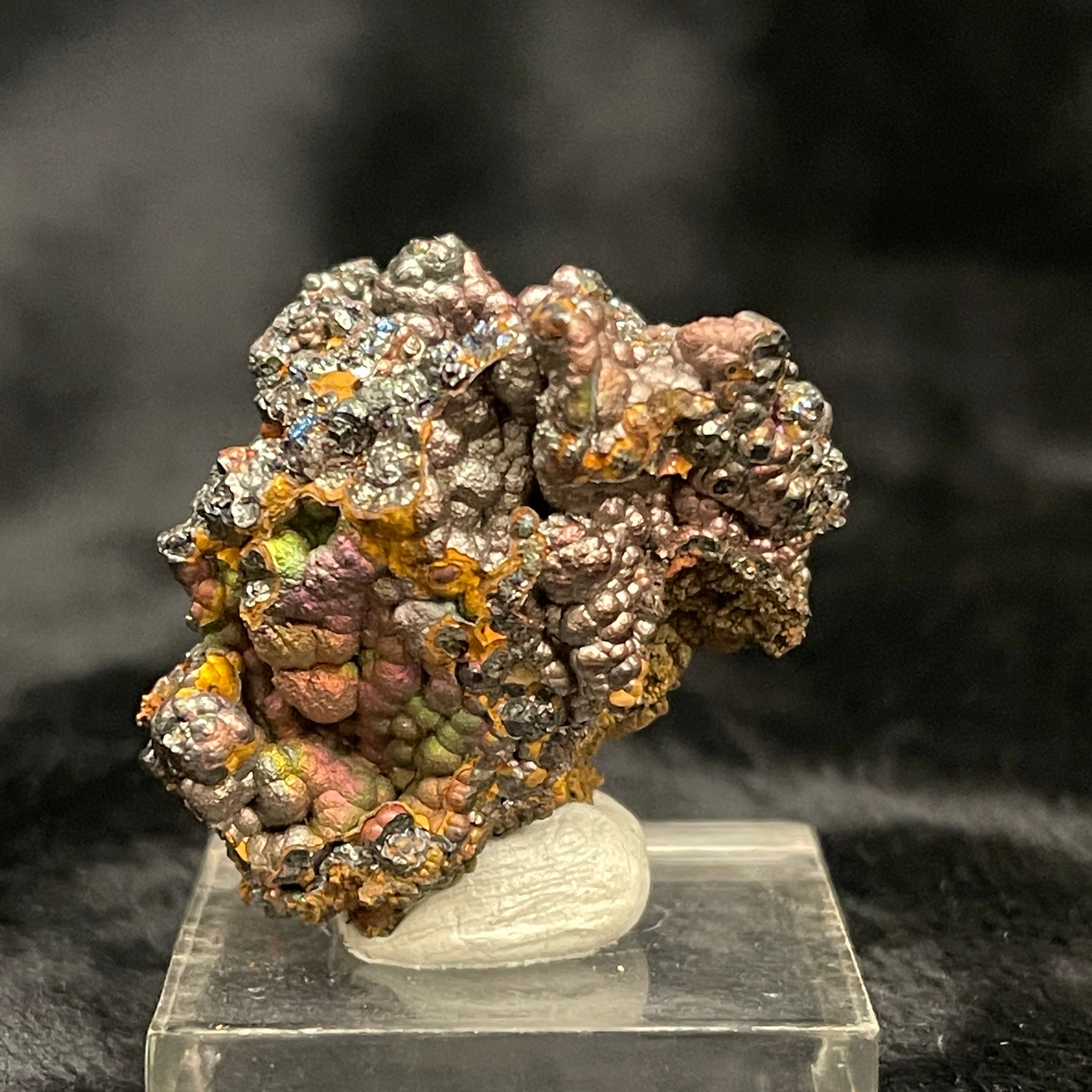 Iridescent Hematite and Goethite Graves Mt. Gold 29grams Gem!