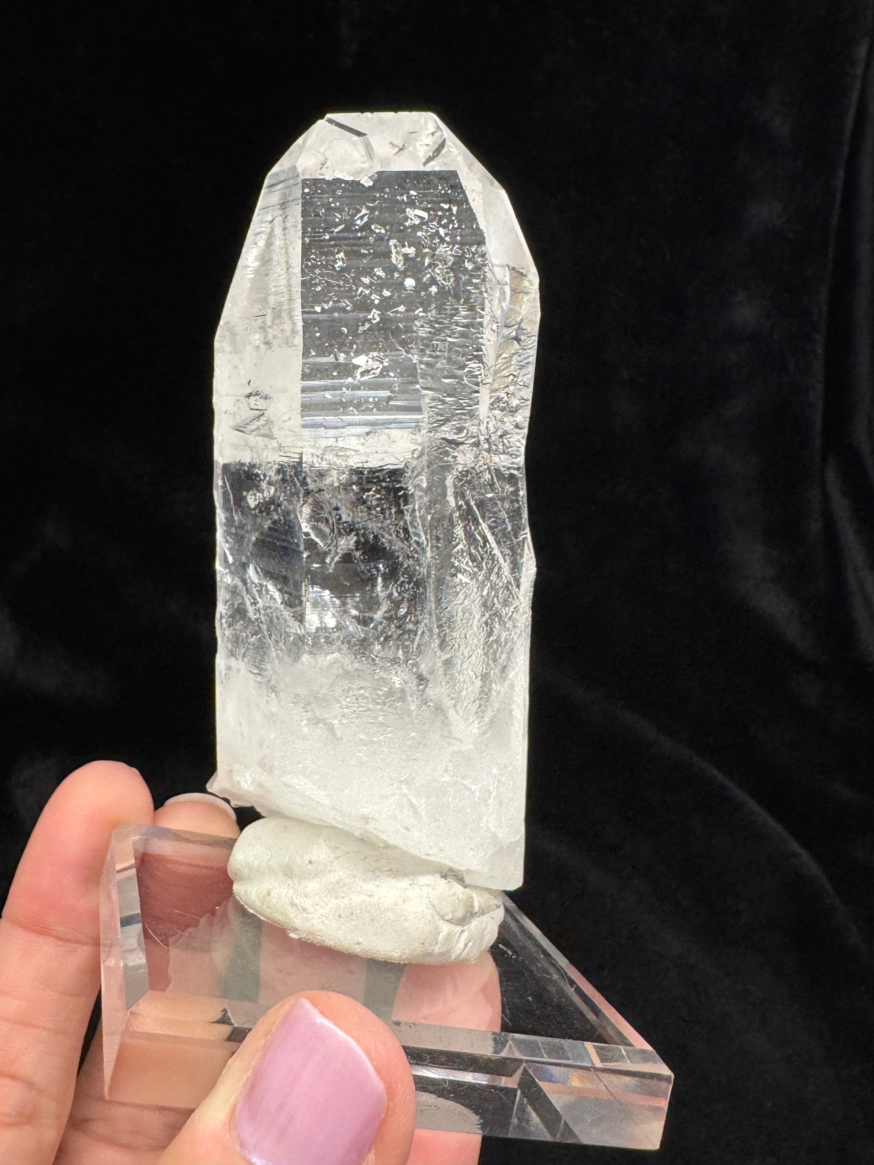 Arkansas Crystal Quartz 128g | Water Clear | Dauphine Termination