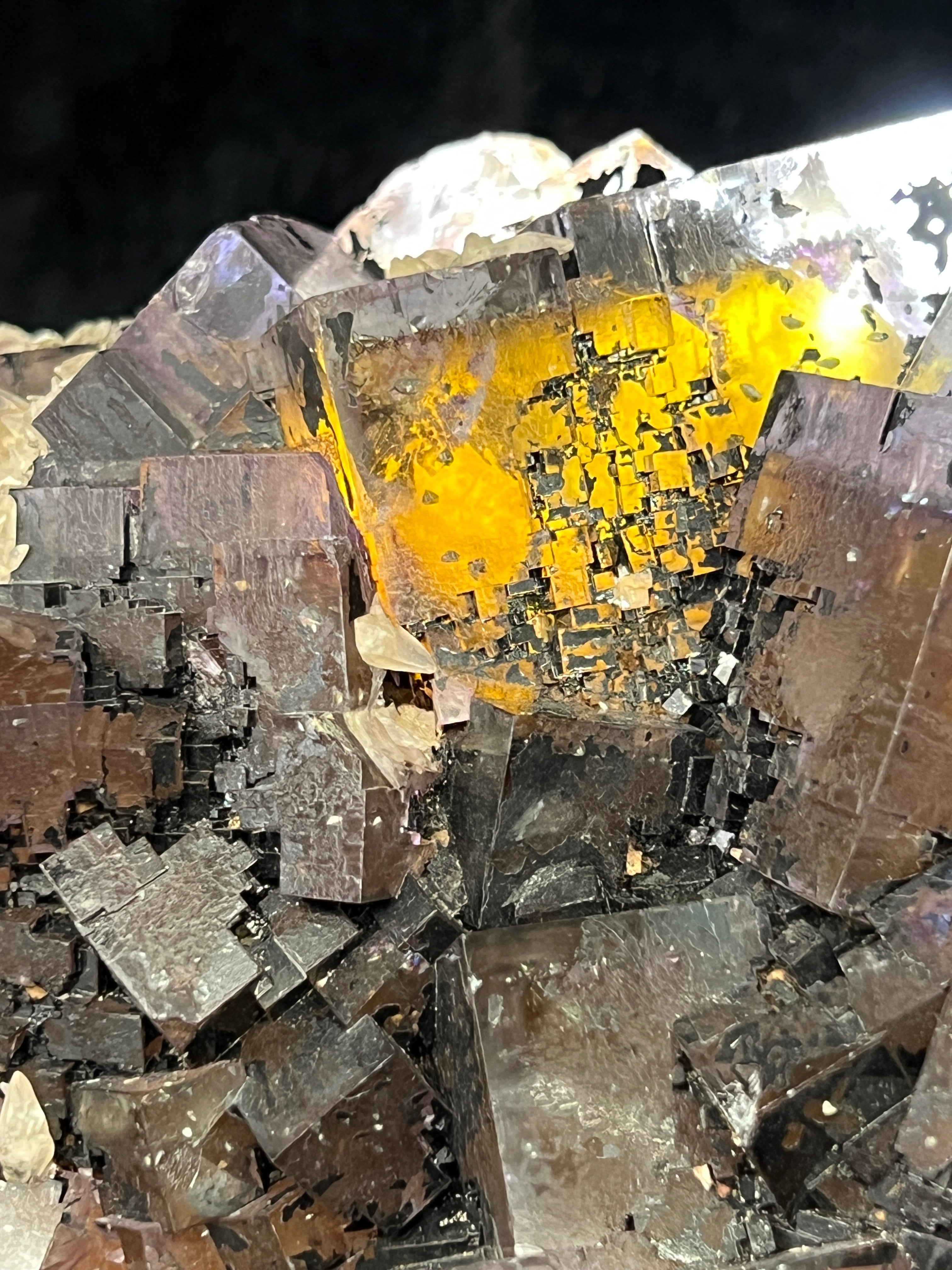 Fluorite Bitumen Calcite Illinois 1980s