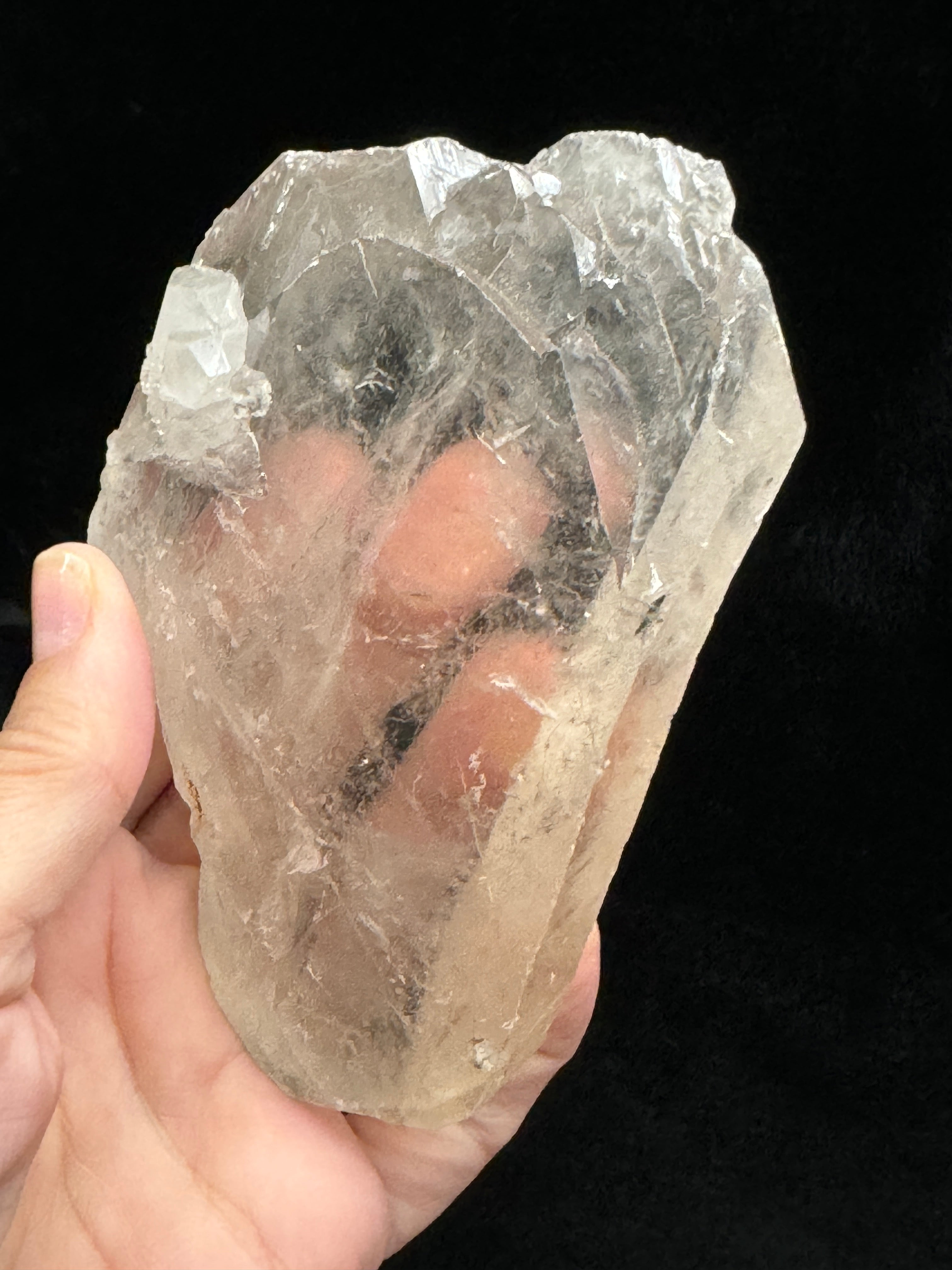 315grams; 4.6" x 3.1" .99"
