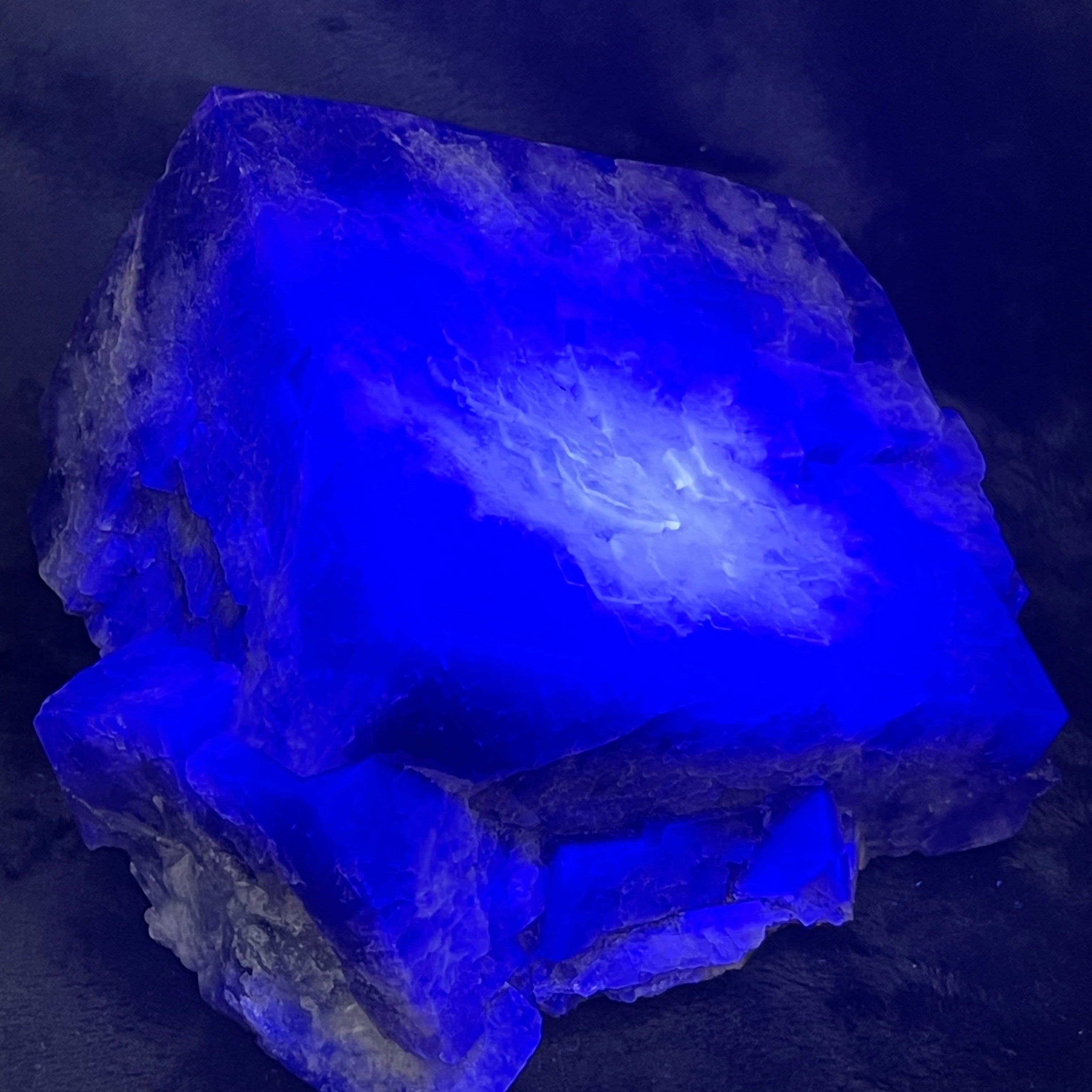 Uv fluorescent Fluorite