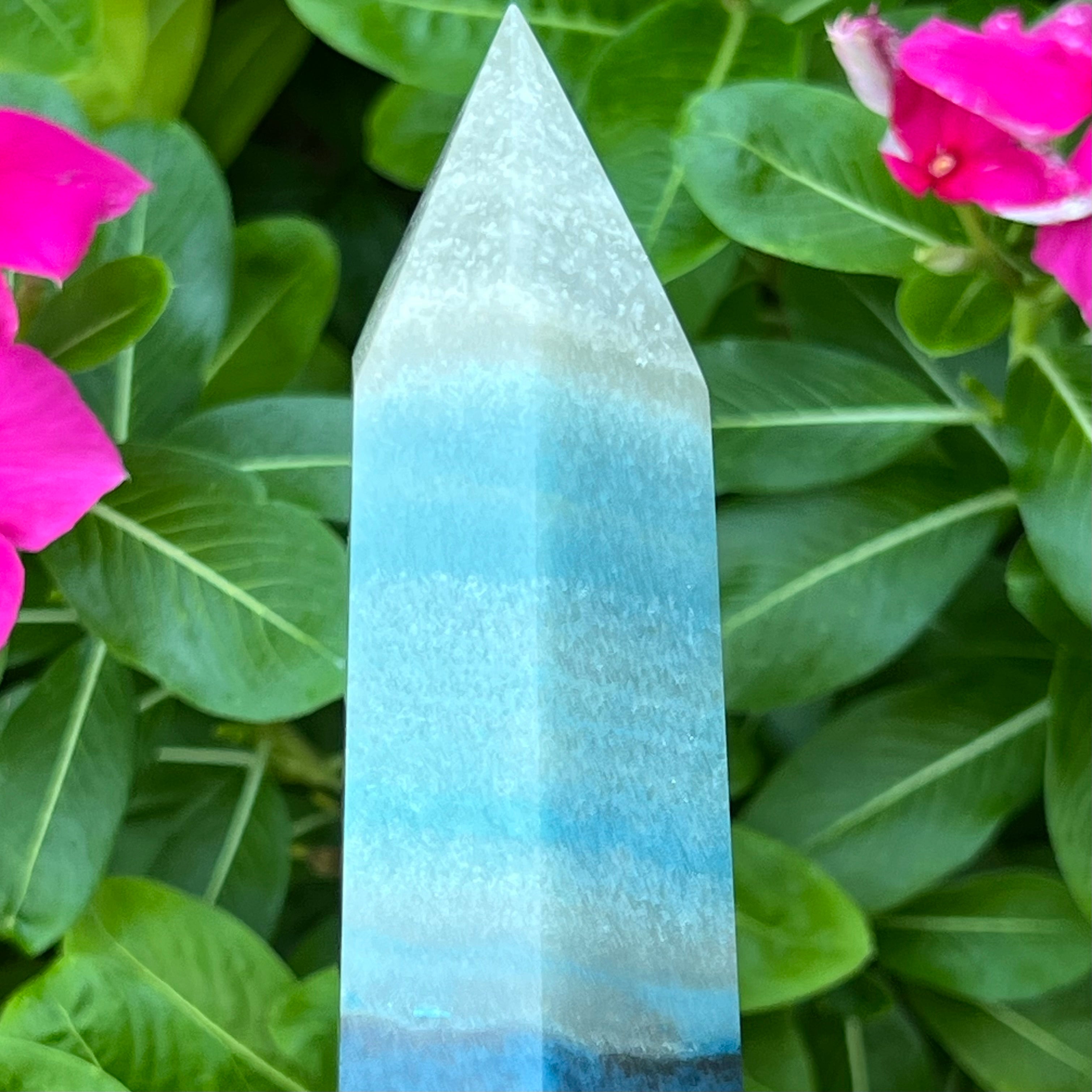 Trolleite is also know as the Ascension Stone, helping you connect with your higher consciousness to manifest clarity of thought, better sleep, reduction of stress and experience an overall calmness or peacefulness.