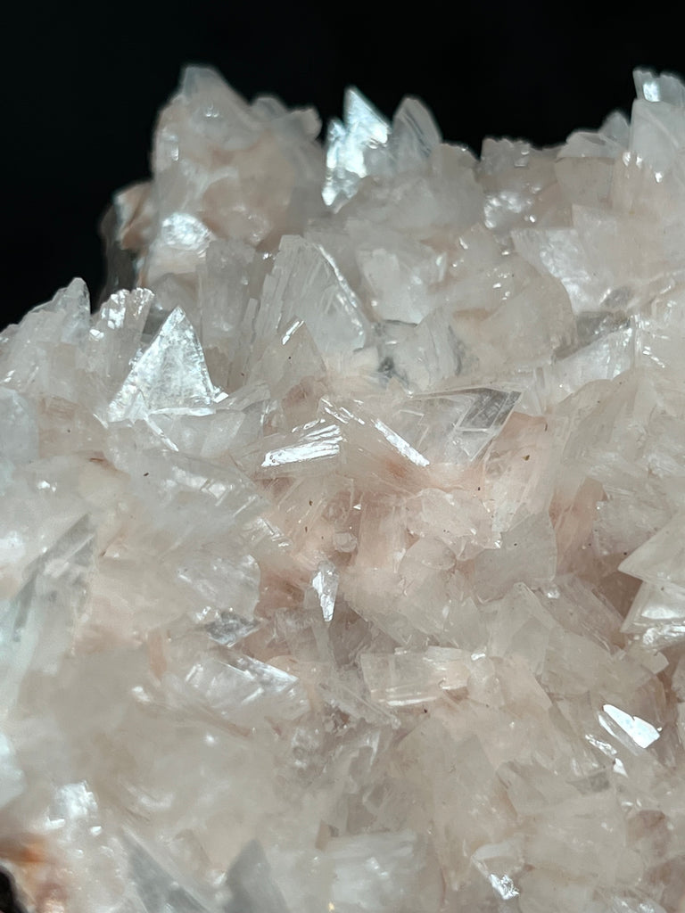 Heulandite Top Quality Pink Pearly Lustrous Crystals Large 469g