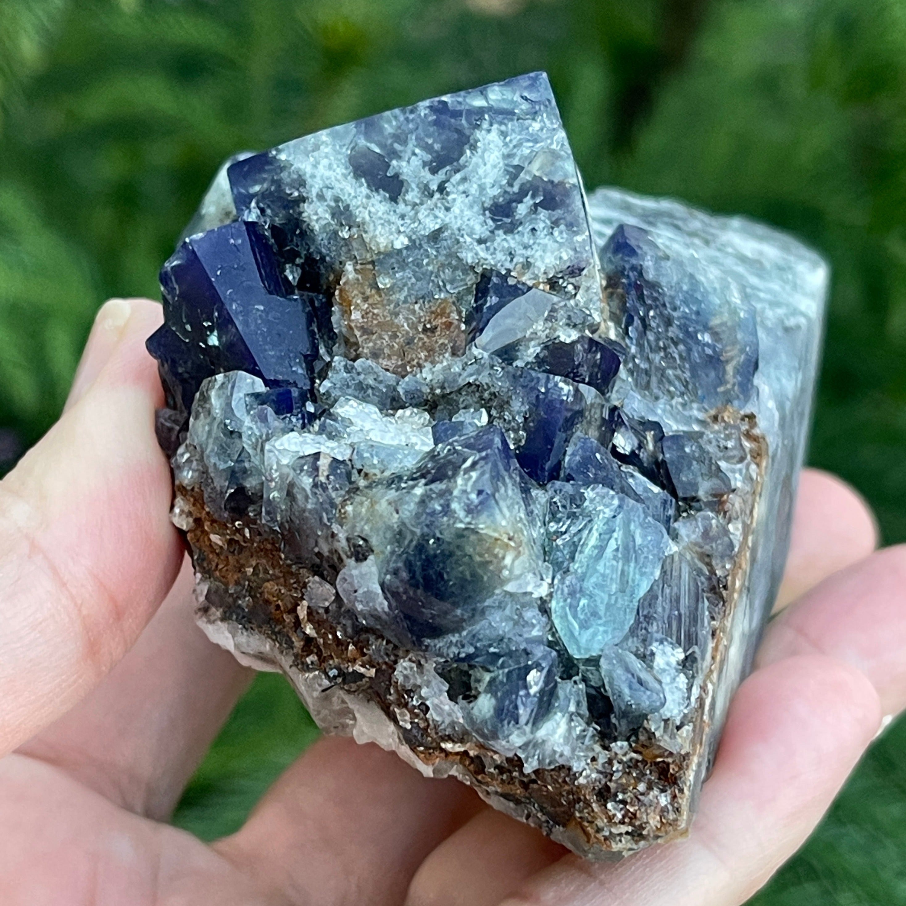 Milky Way Fluorite UV reactive and daylight reactive