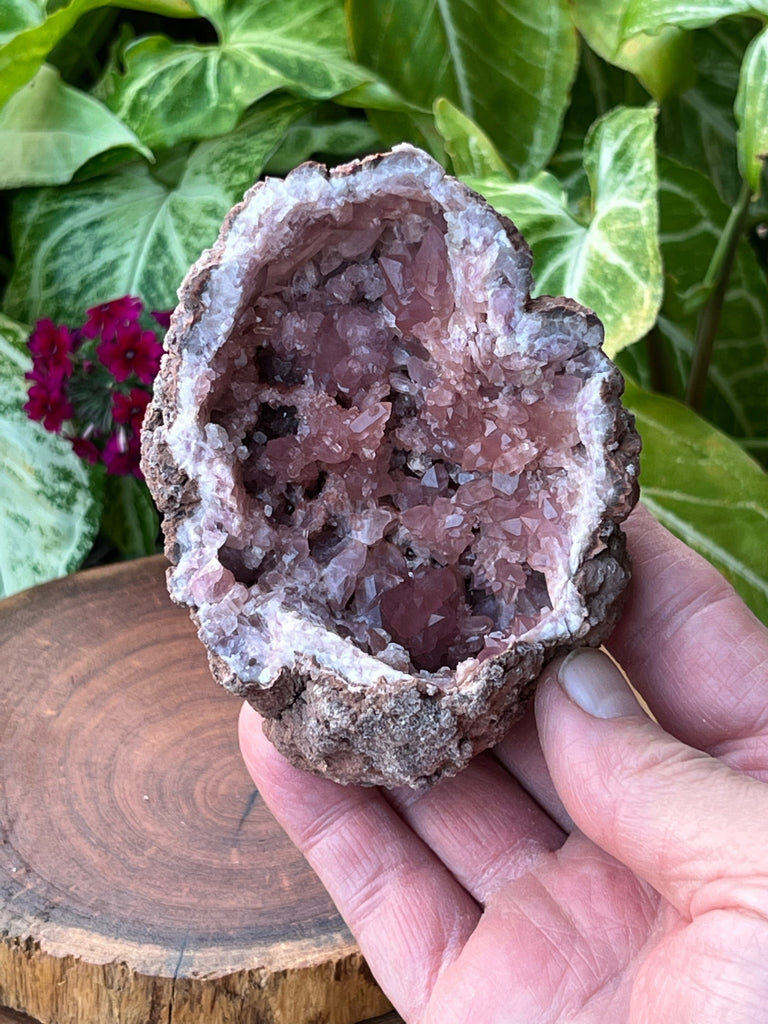 There are both satin and lustrous faces to the crystals in this specimen, on the larger prismatic and smaller secondary growth druzy-like crystals, with the highest sparkle emanating from the smaller, double terminated crystals. 