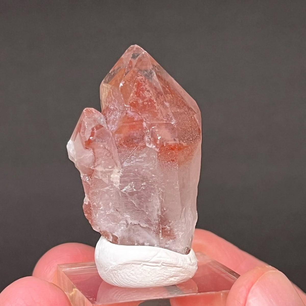 red hematite quartz