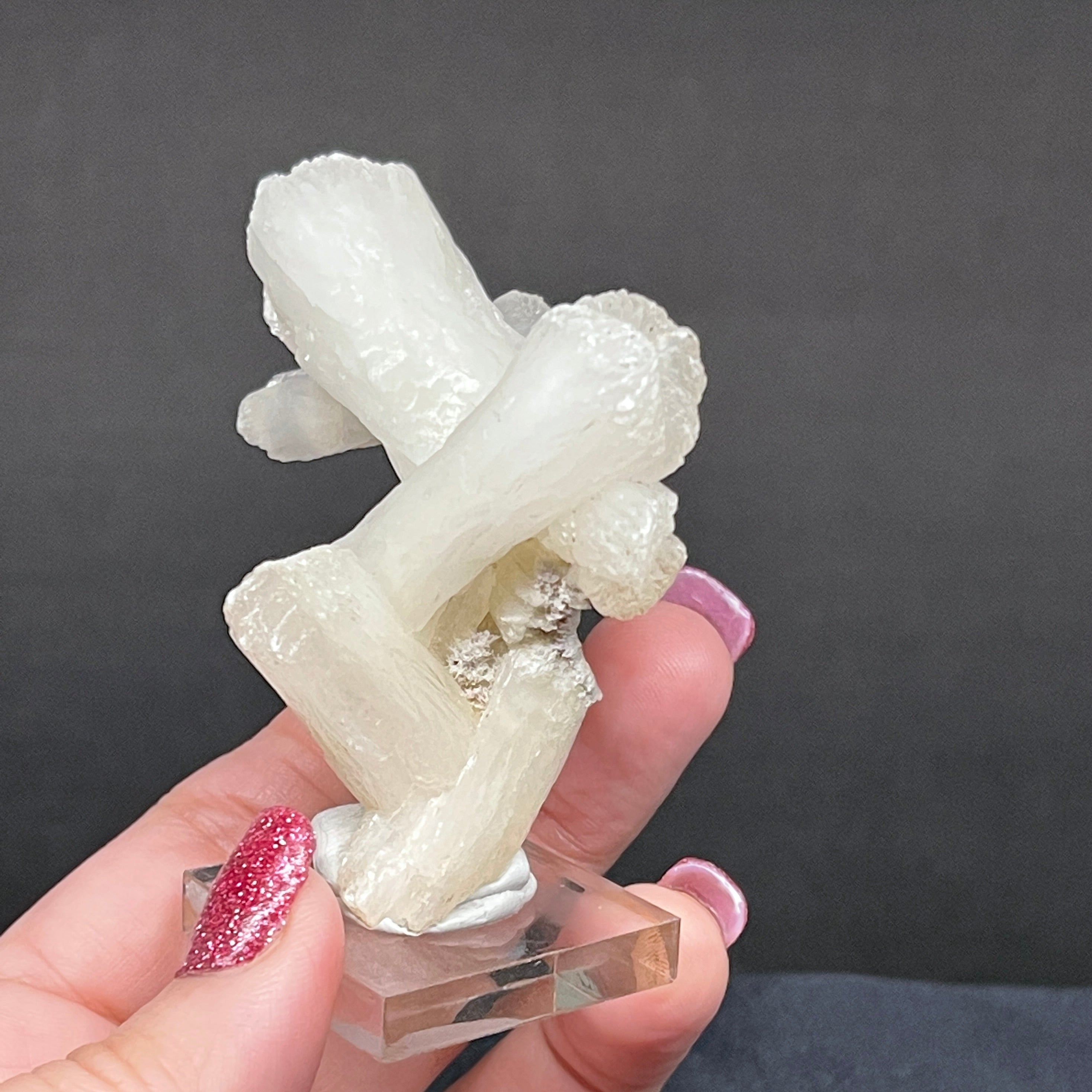 Stilbite intergrown bowties Crystal with unique formation.