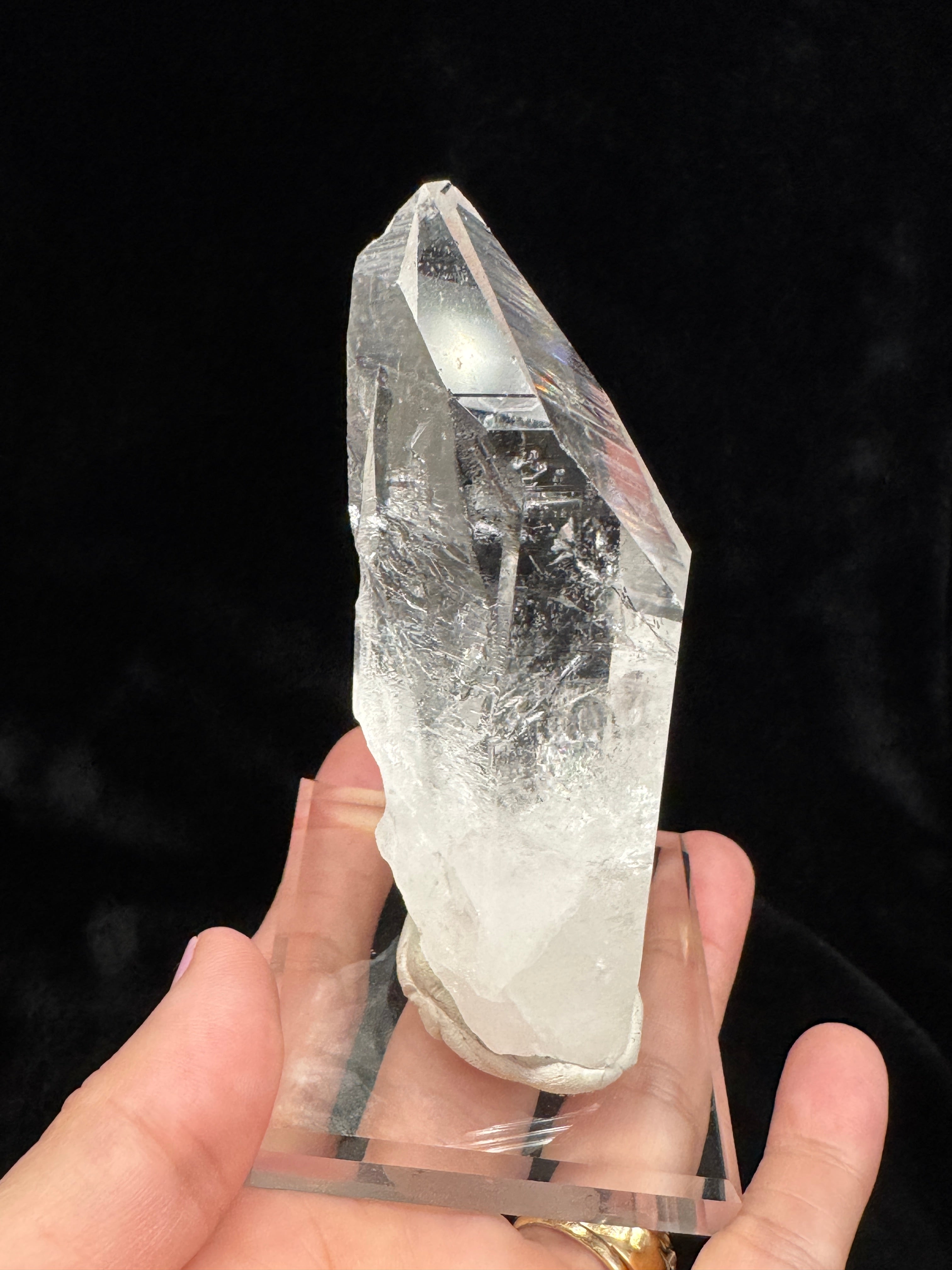 Arkansas Crystal Quartz 128g | Water Clear | Dauphine Termination