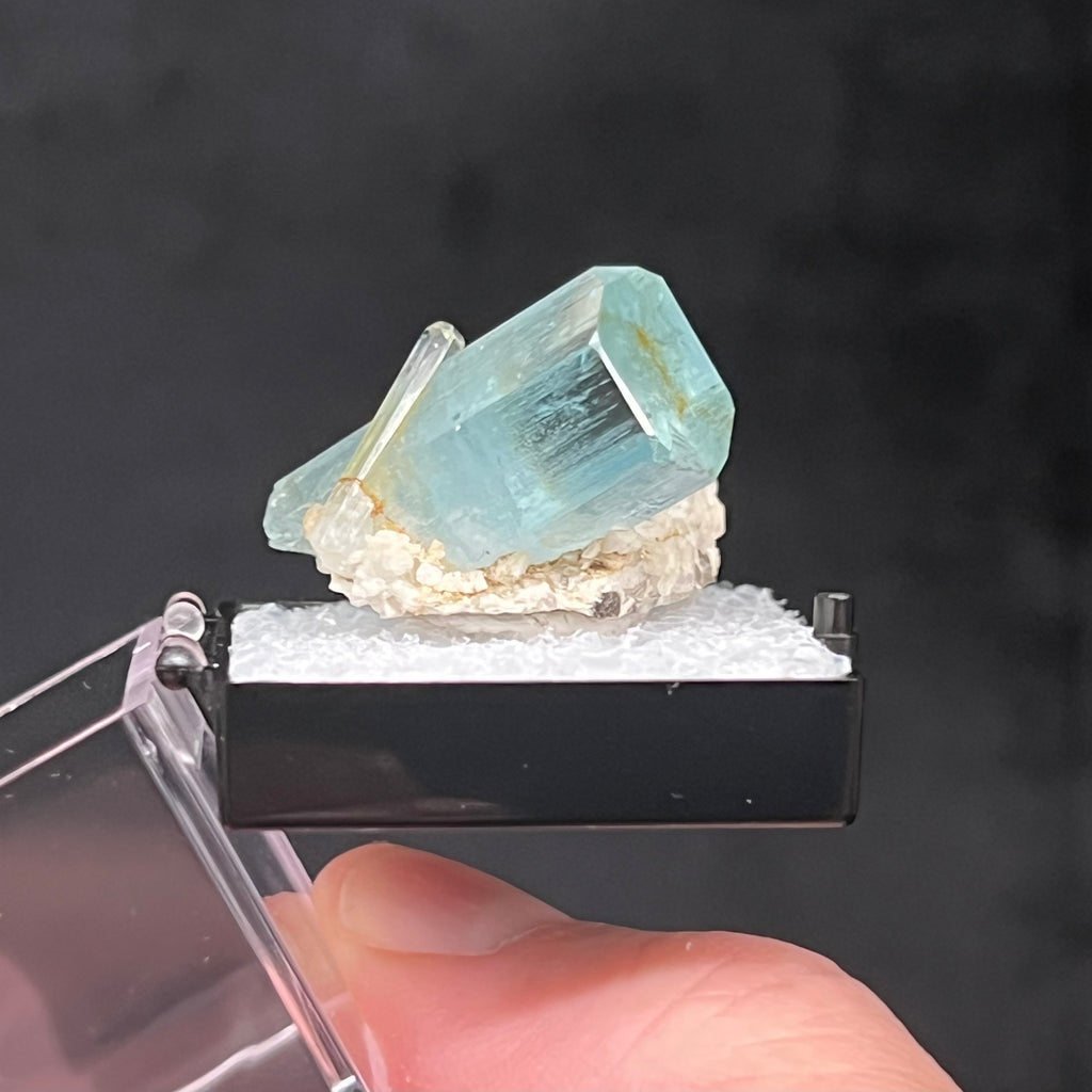 This fine Aquamarine with Microcline presents with excellent color, clarity and form.