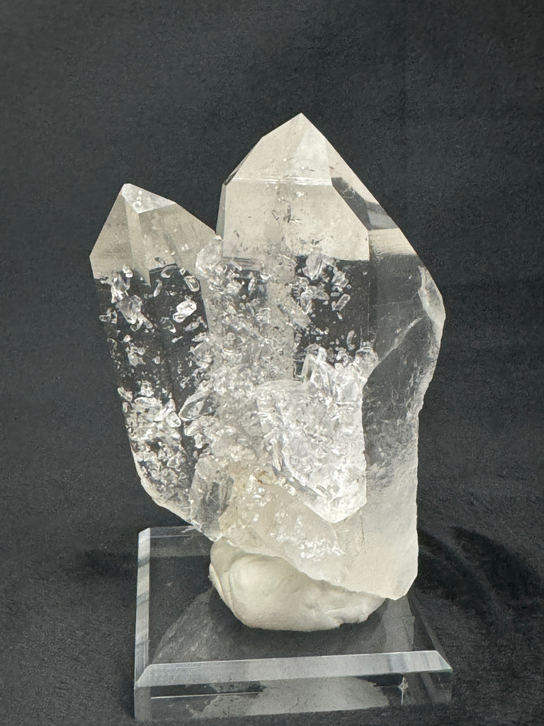 Quartz Crystal with Parallel Growth Water Clear 184g; Arkansas Quartz