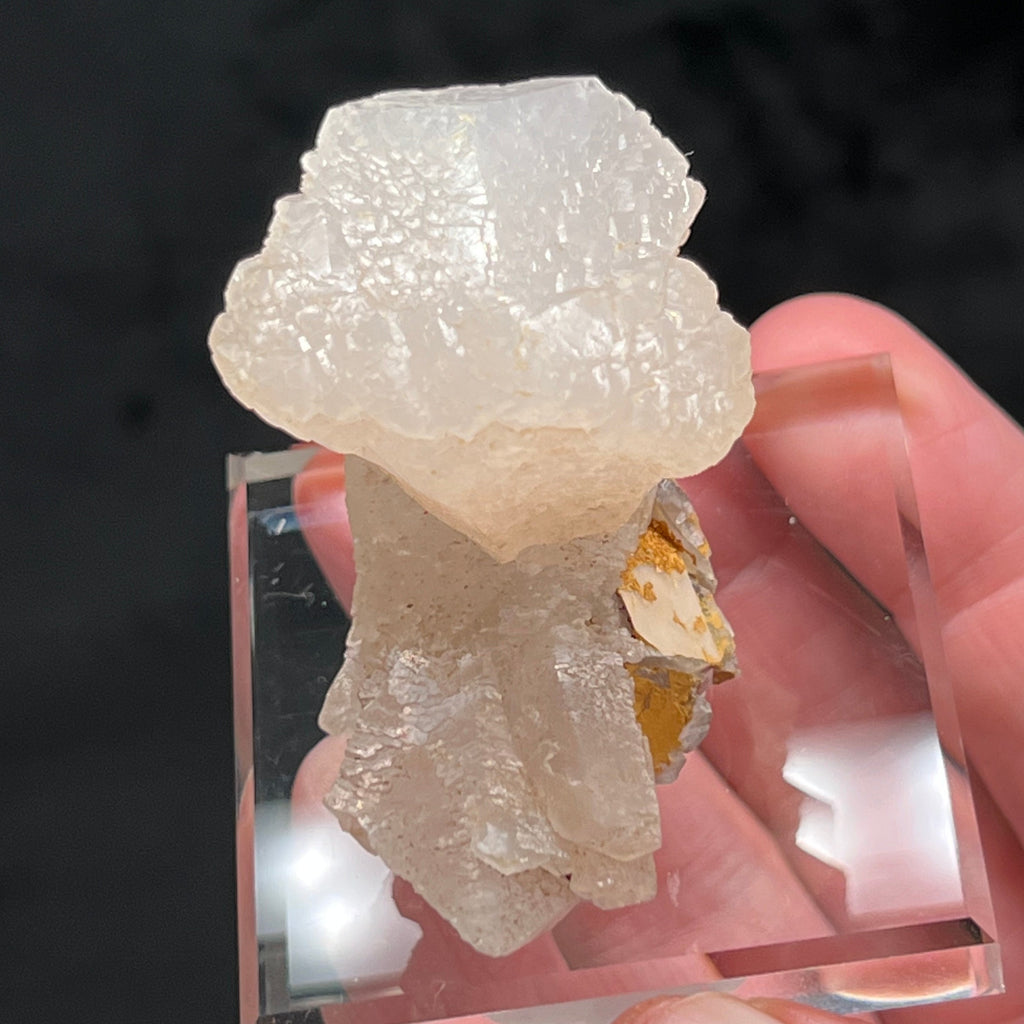 Complex, clean edges on the largest, focal Calcite crystal. Good luster. The source for this fine, unusual Calcite is the Vtoroy Sovetskiy Mine, Dalnegorsk, Russia.