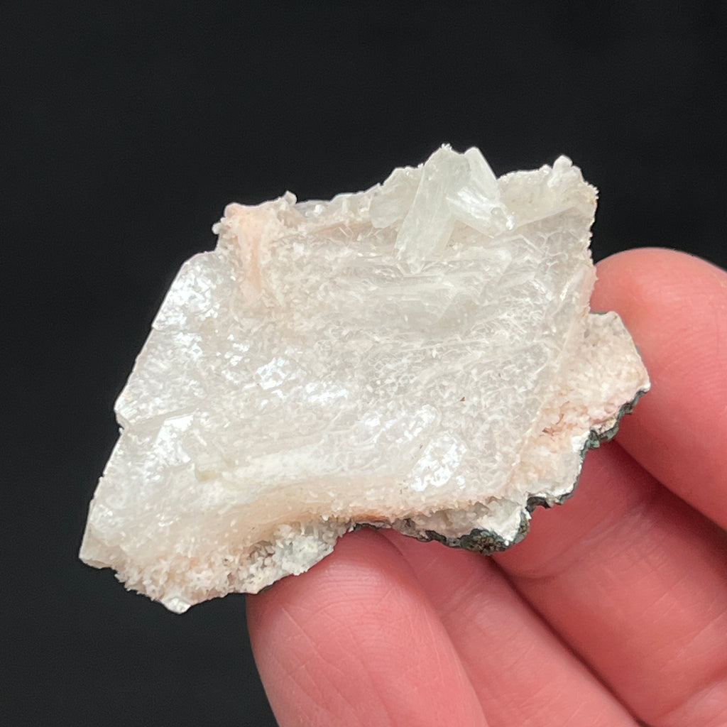 A standout heulandite with stilbite, this is a terrific representative of the zeolite family!