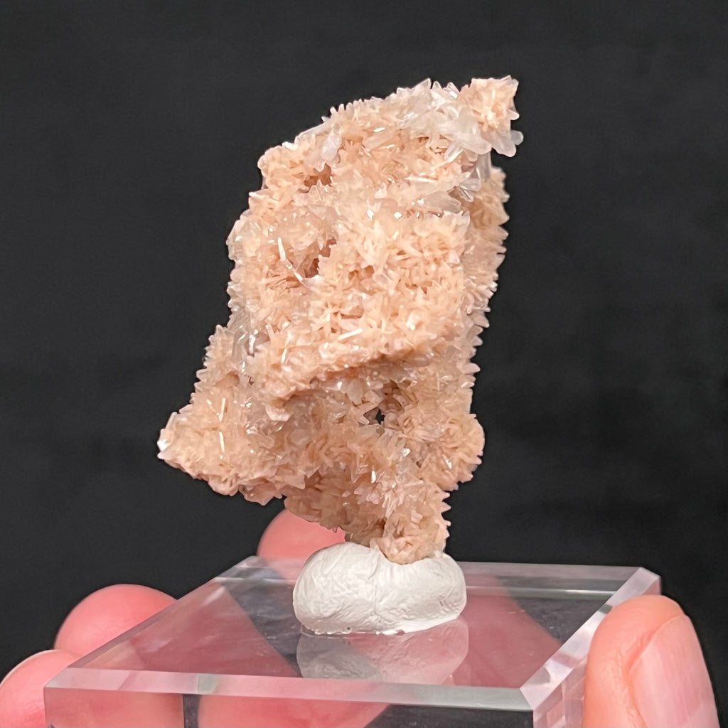 The source for this truly rare and exceptional Heulandite and Stilbite Stalactite formation is Sakur, the Ahmednagar District, Nashik Division, Maharashtra, India.  