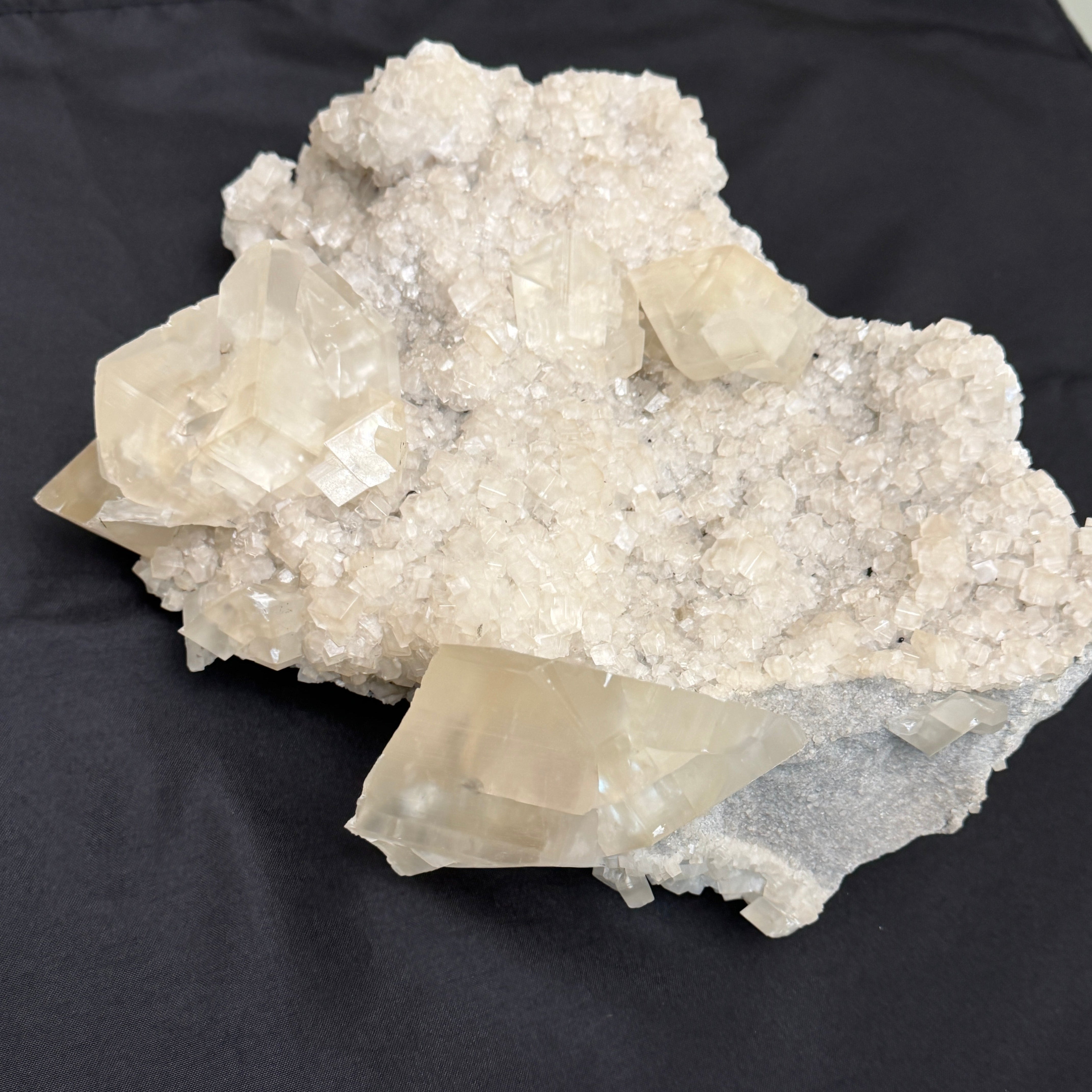 Large Calcite Crystal Twinning Crystals
