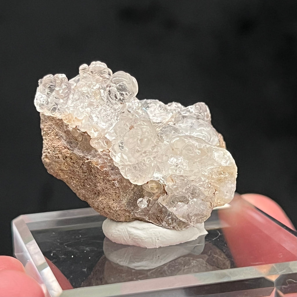  Fine transparency and translucency. The source for this fine Opal variety Hyalite, aka Hyalite Opal is the Electric Opal Knob location, Zacatecas, Mexico.