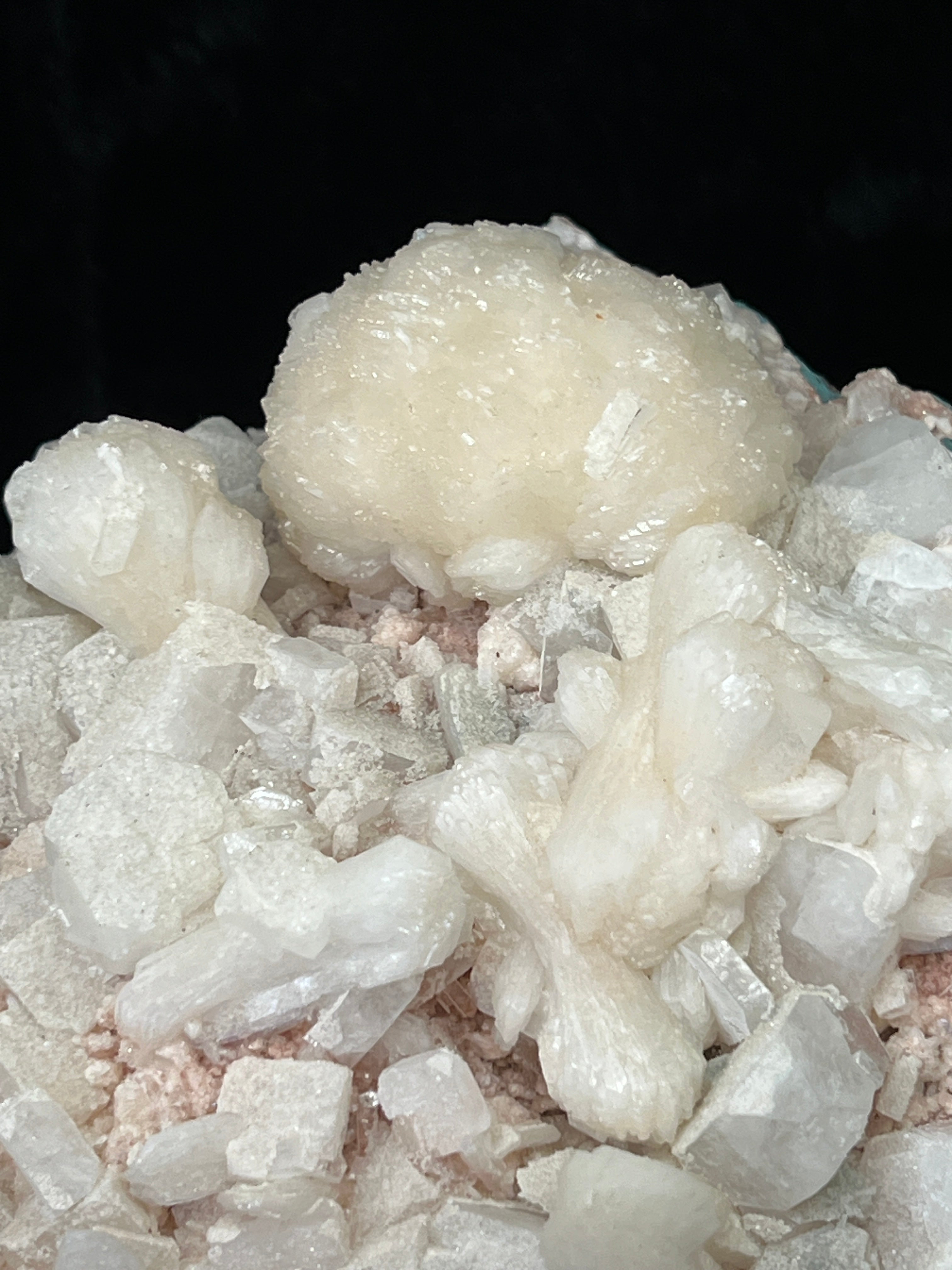 Apophyllite Stellerite, Stilbite Cluster