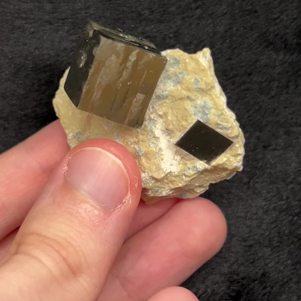 Metaphysical consideration: Pyrite facilitates clarity of thought, helping to manifest clearer pathways to abundance of success, enthusiasm, happiness and optimal balance.
Suggested best use of pyrite is on the solar plexus chakra, to inspire harmony within the auric field.