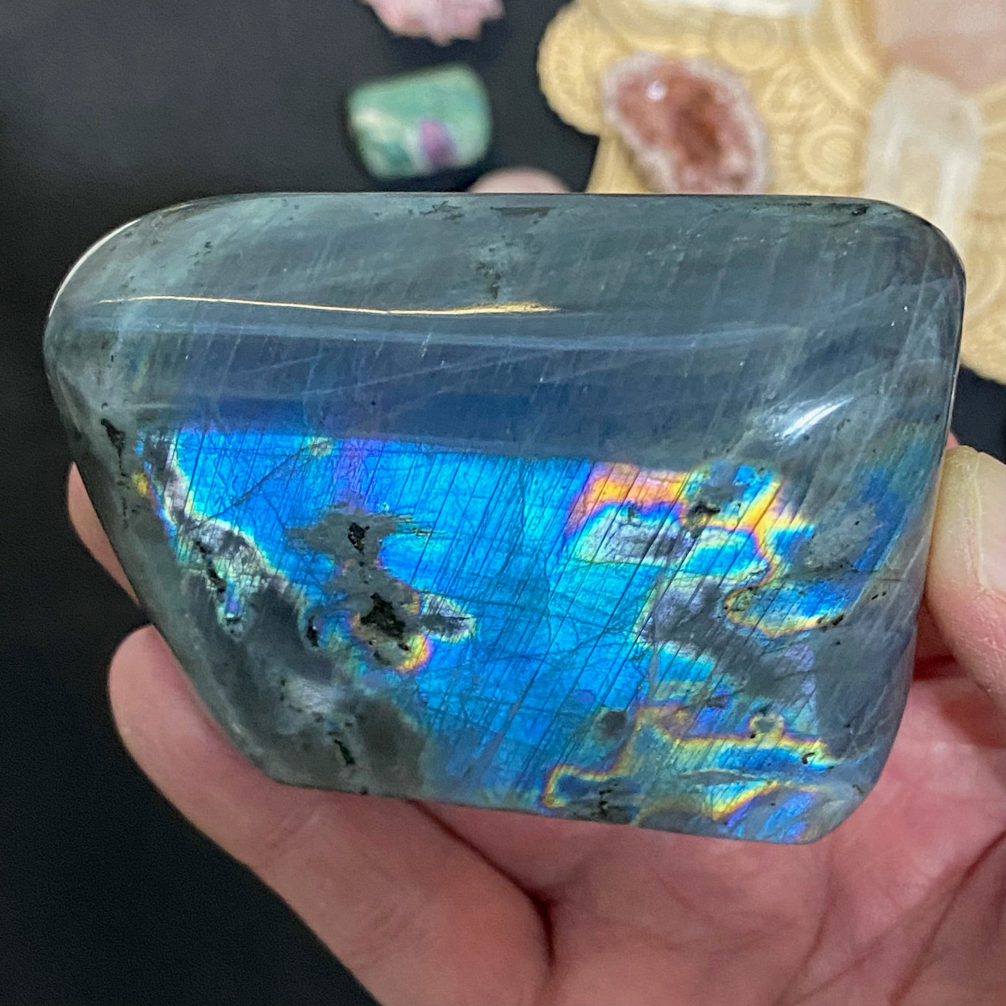 Labradorite Gorgeous Flash | Electric Blue, Pink | 291g