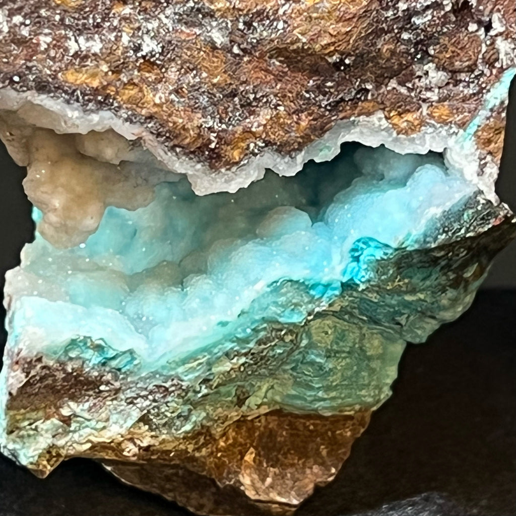 This is an exceptional quality specimen of beautiful light blue to robin's egg blue Chrysocolla and sparkling Botryoidal Quartz var. Chalcedony Druzy. 