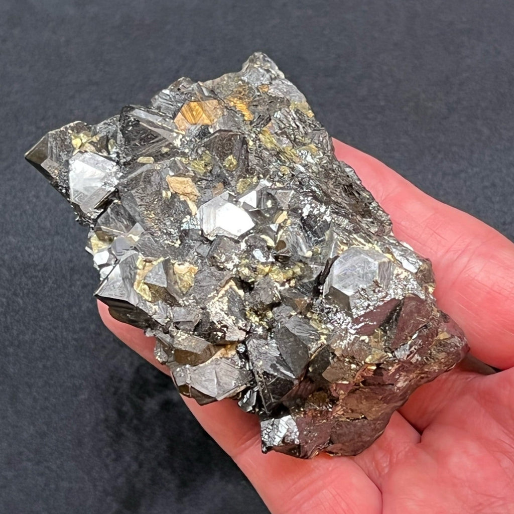 This is a truly fascinating, quality Sphalerite and Chalcopyrite specimen. 