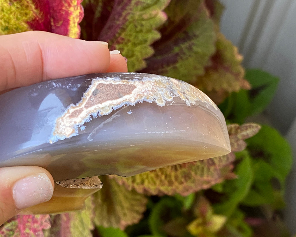 Brazilian Banded Agate Moon, Natural Polished Stone - Moon Crystal
