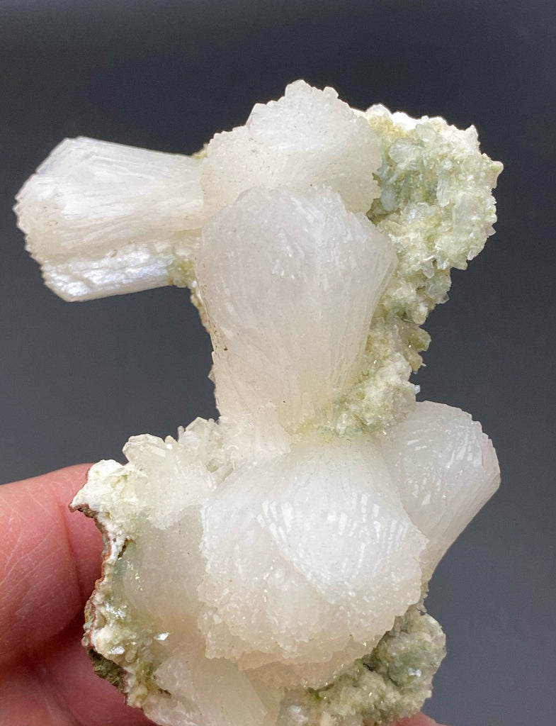 Top White Pearly Stilbite on Heulandite Base Zeolite Crystals