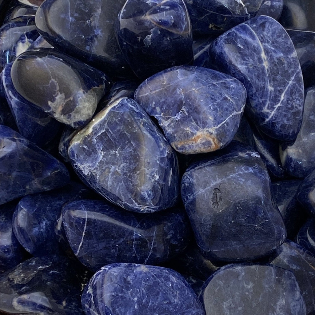 Sodalite-high-quality-Crystals